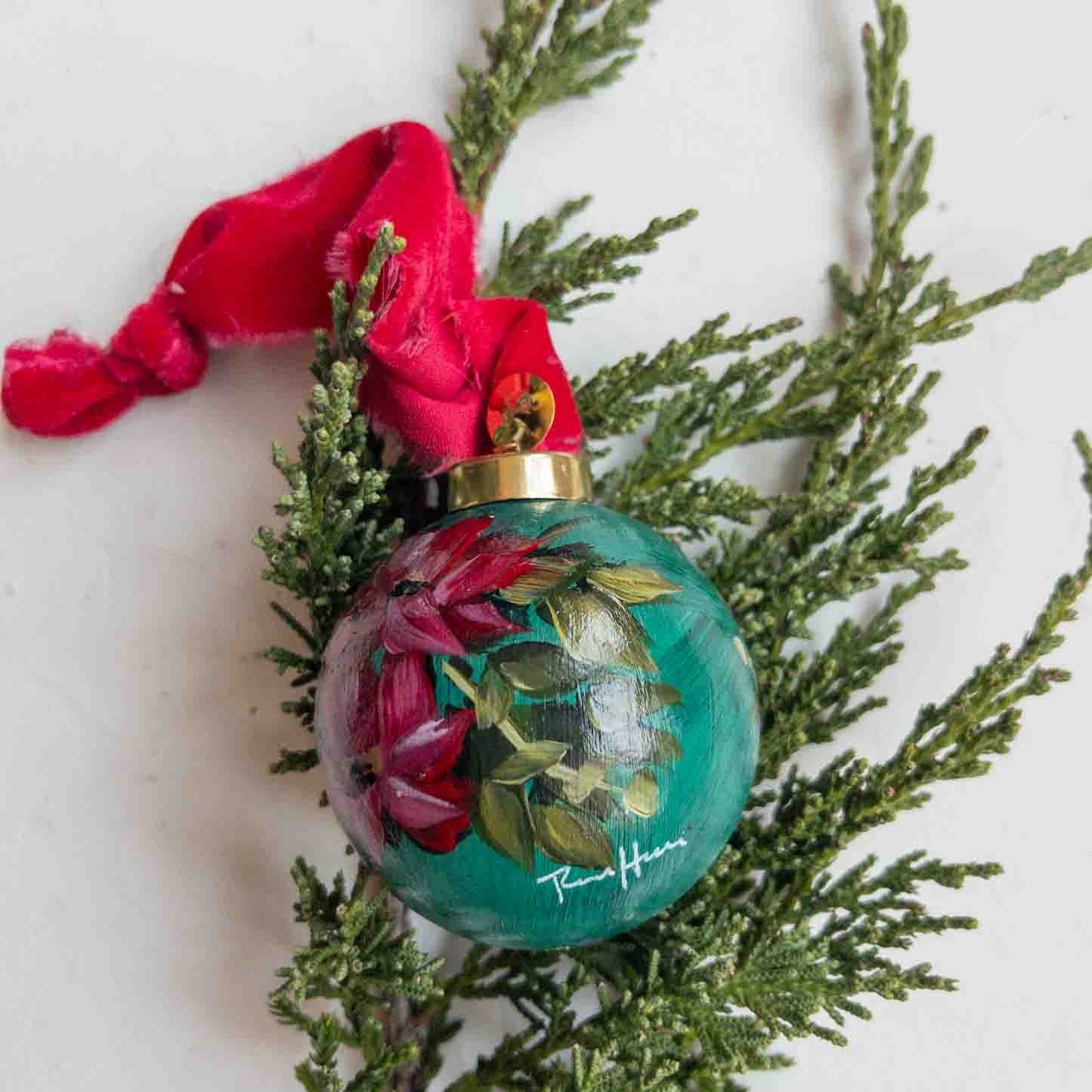 Heirloom Ornament - Floral 08